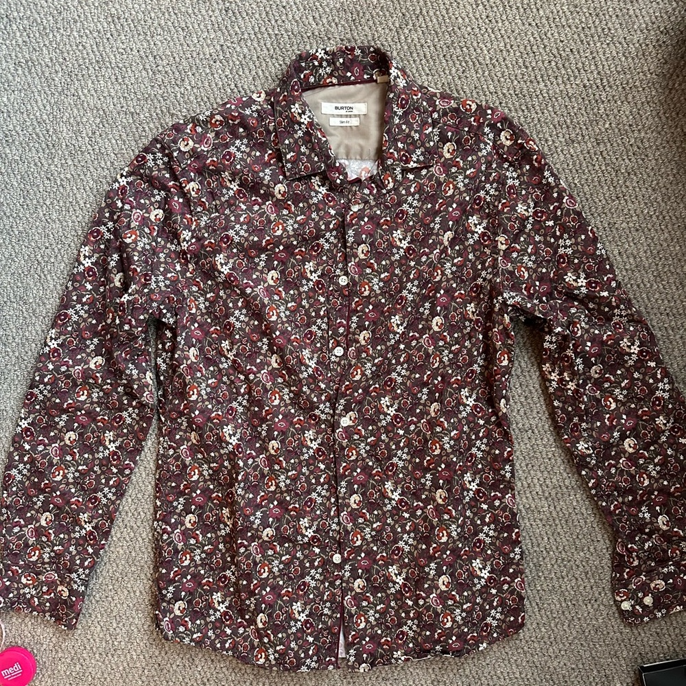 Burton Slim Fit Floral Button-Up Shirt in Maroon and Cream
